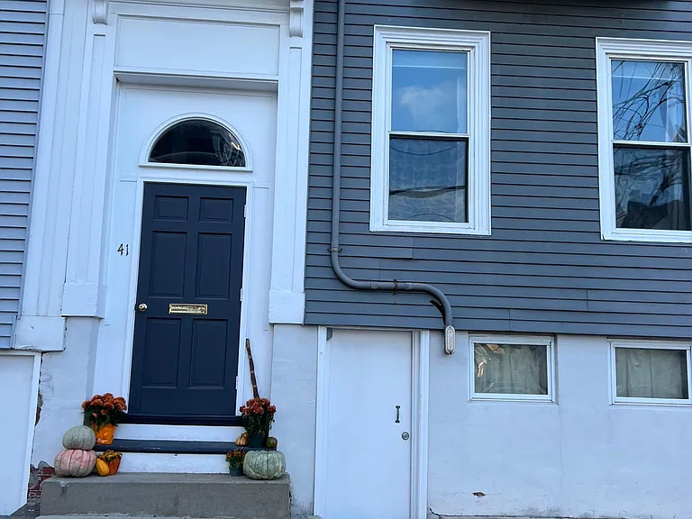 41 Pearl St #1 — Photo 36