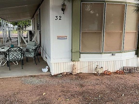 Front on Rainbow Street