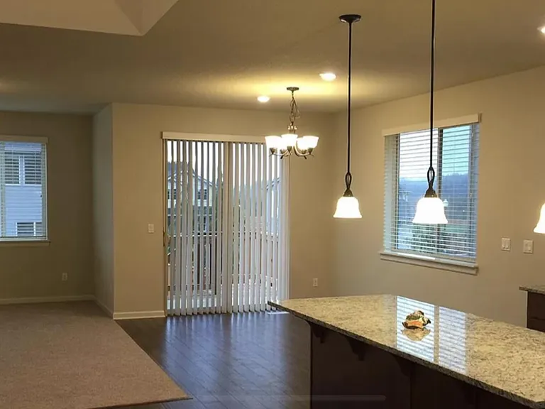 19111 NE 24th St — Photo 12