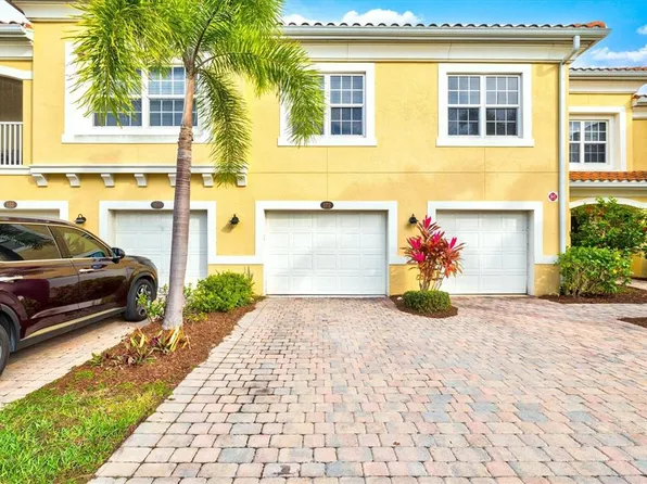 172 Explorer Dr, Osprey, FL 34229