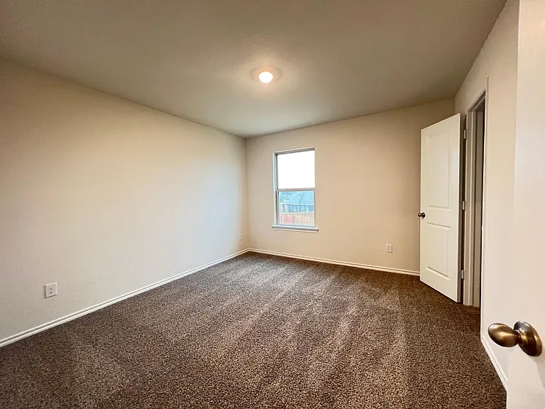 329 Sage St — Photo 20