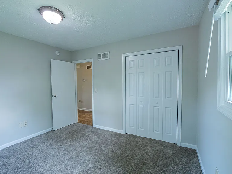 10 Rose Ave #2 — Photo 11