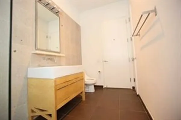 Sold by MNS | media 3