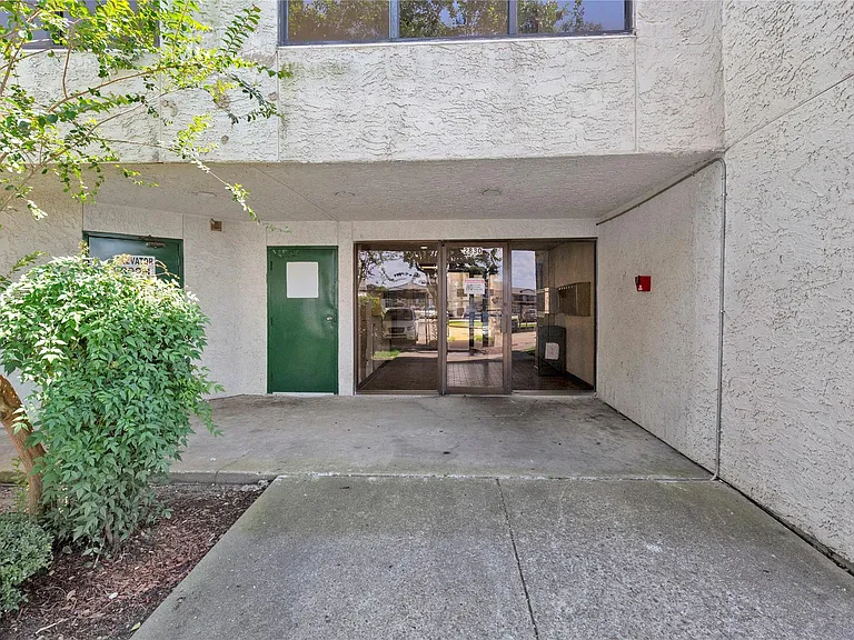 2830 S Bartell Dr #23 — Photo 17