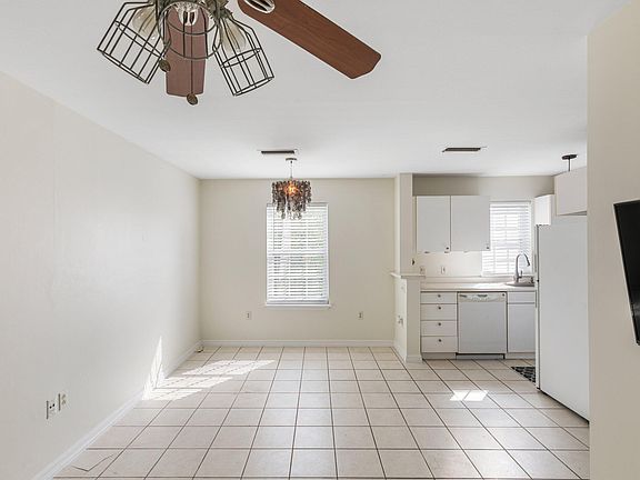 5th image of 3029 N Roosevelt Blvd APT 45