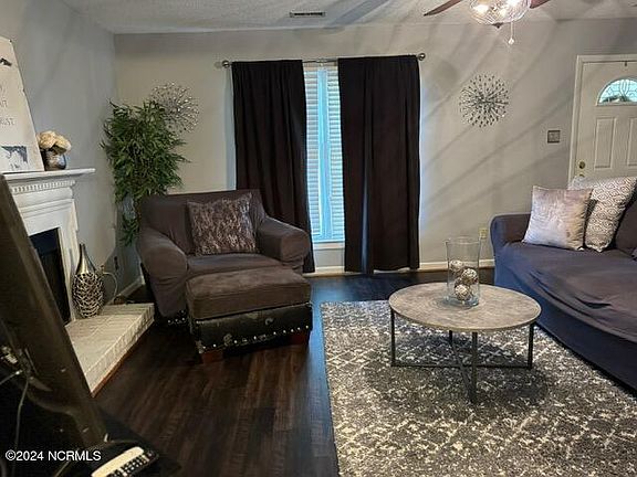 5th image of 202 Kelliwood Drive