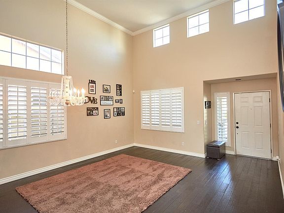 5th image of 6831 Royal Crest Pl