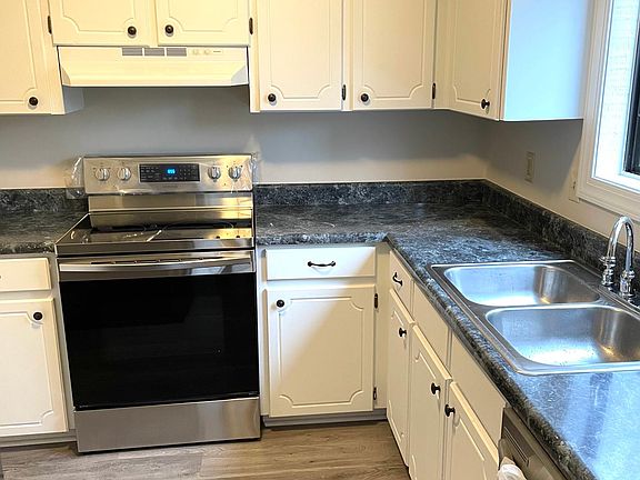Kitchen 01