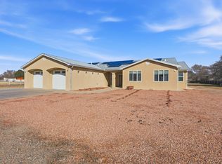 170 Esperanza Dr, Bosque Farms, NM 87068