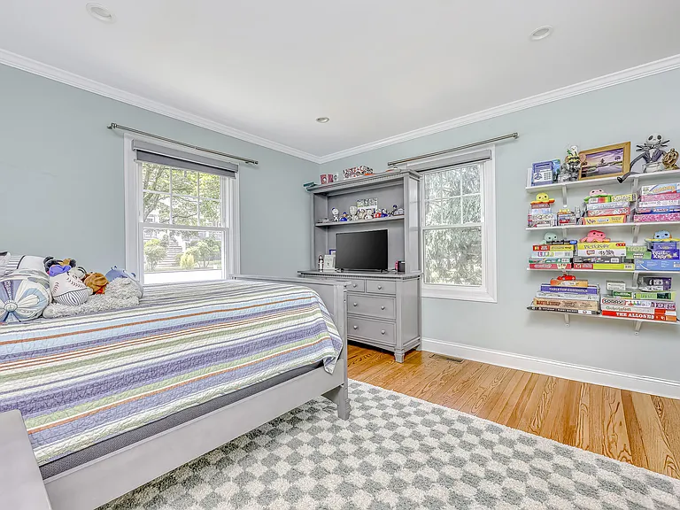 1st floor bedroom