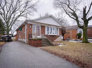 8 Chandler Dr, Toronto, ON M1G1Z2
