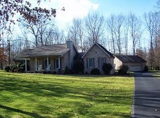 154 Laurel Cir, Crossville, TN 38555