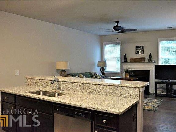 5th image of 244 Bobbie Way