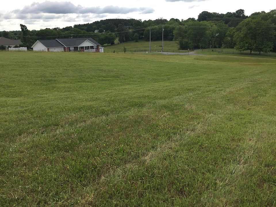 1st image of 3 Rosewood Dr #3