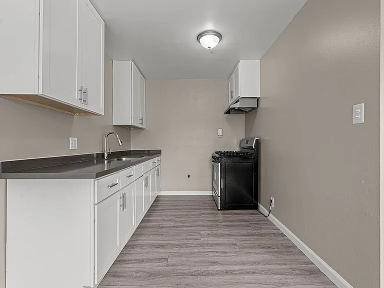3845 Potomac Ave #11A — Photo 6