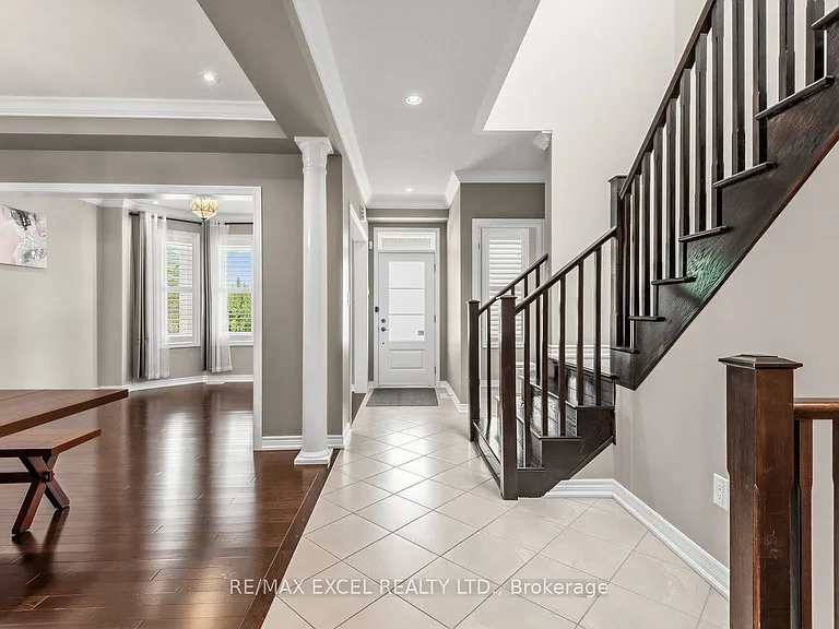 25 Demott Ave — Photo 6