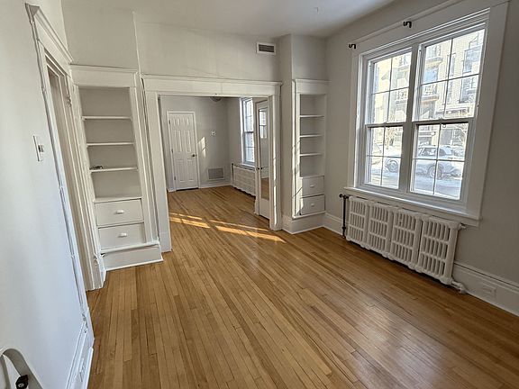 2nd image of 38 Monk St #3