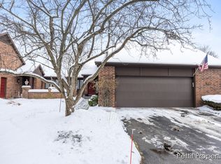 3148 E Gatehouse Dr SE #39, Grand Rapids, MI 49546
