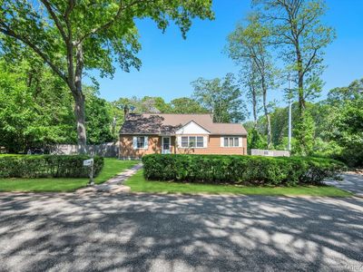 19 Oakland Avenue, Miller Place, NY, 11764