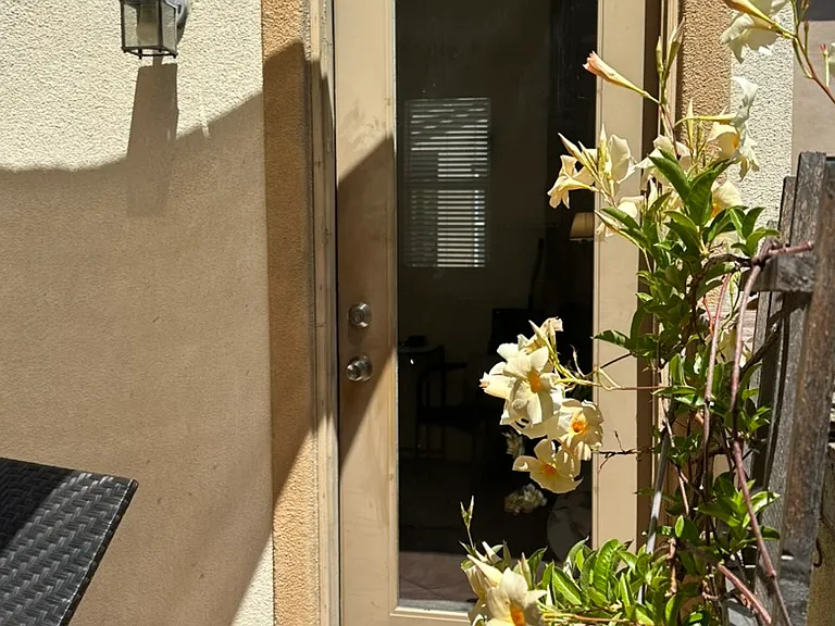 2nd floor patio