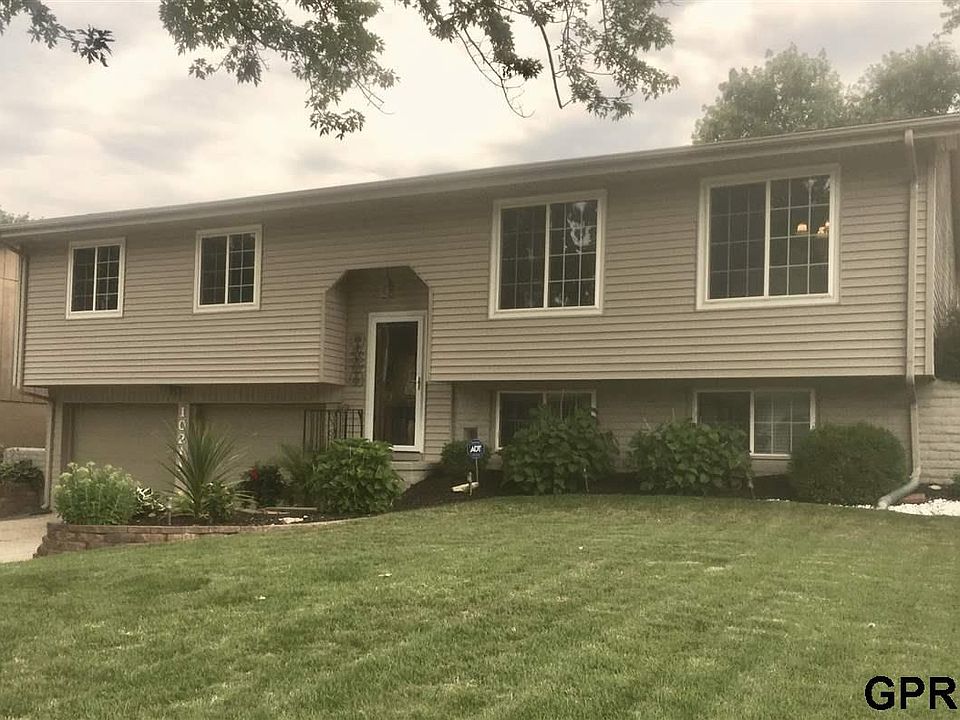 1st image of 10211 Weir St