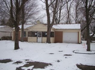 109 S Willow Ln, Glenwood, IL 60425