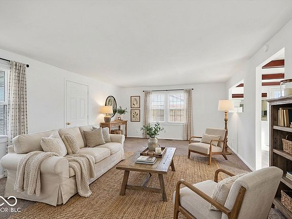 5th image of 1801 N Fogelson Dr