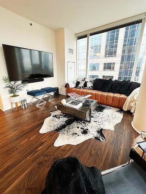 1st image of 401 N Wabash Ave #4510