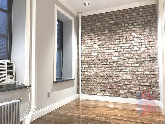 3rd image of 20 Prince St APT 26