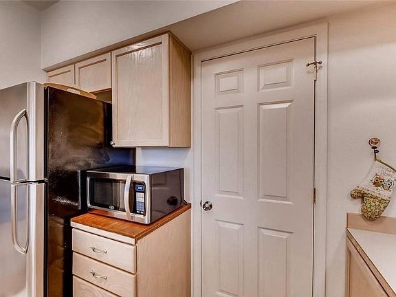2nd image of 18930 Bothell Everett Hwy APT G204