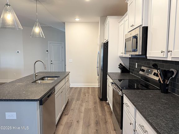 3rd image of 2112 Dartford Drive #A