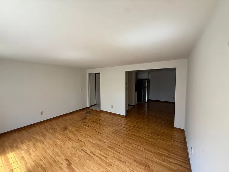 152 McCarty Ave — Photo 6