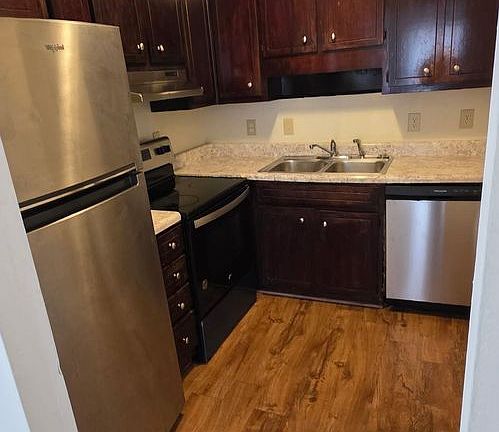 4th image of 3091 Parrish Rd #D