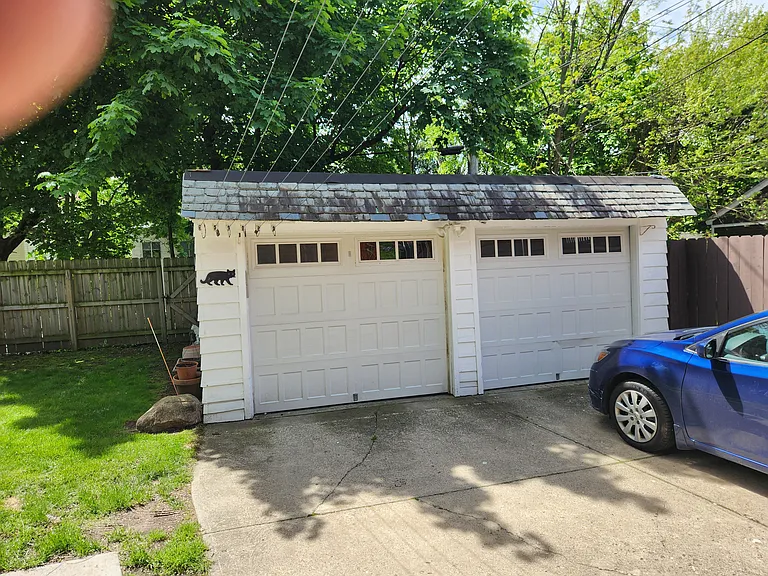 17616 Winslow Rd — Photo 3