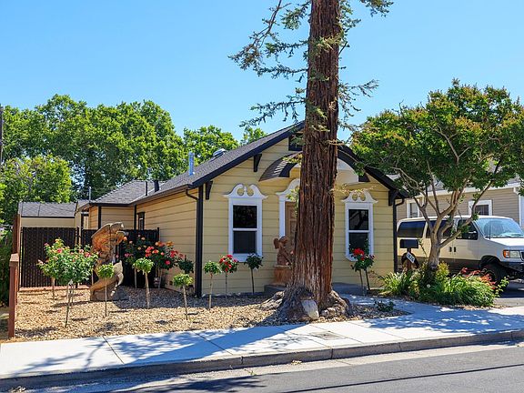 2nd image of 1826 Coley Ave