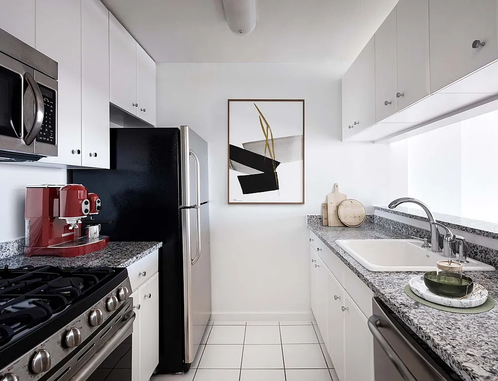 400 Chambers Street — Photo 4