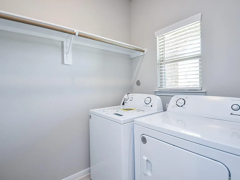 1428 Sundown Glen Ln — Photo 29