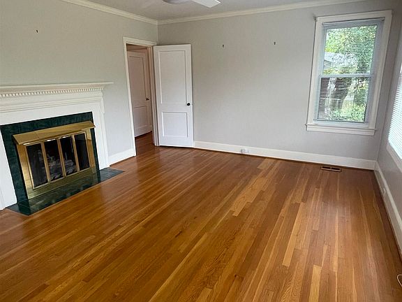 3rd image of 6307 Pinefield Rd