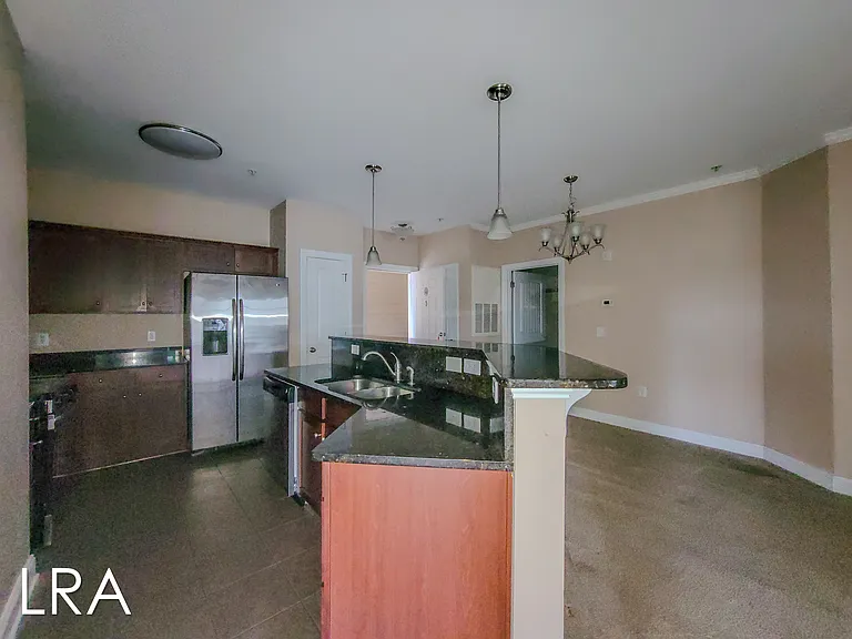 300 Gateway Dr #346 — Photo 6
