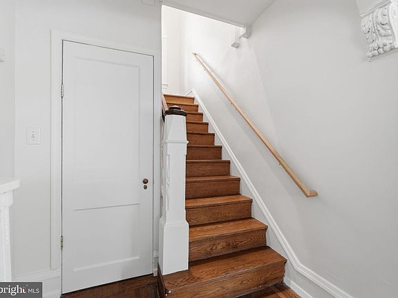 5th image of 6711 Lincoln Dr