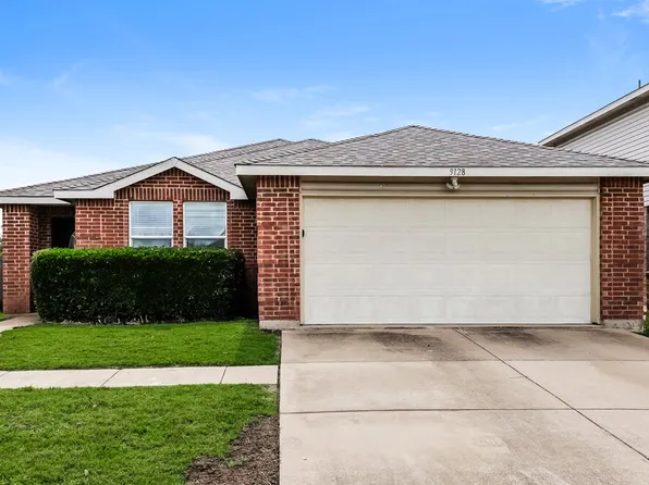 9128 Garden Springs Dr, Fort Worth, TX 76123