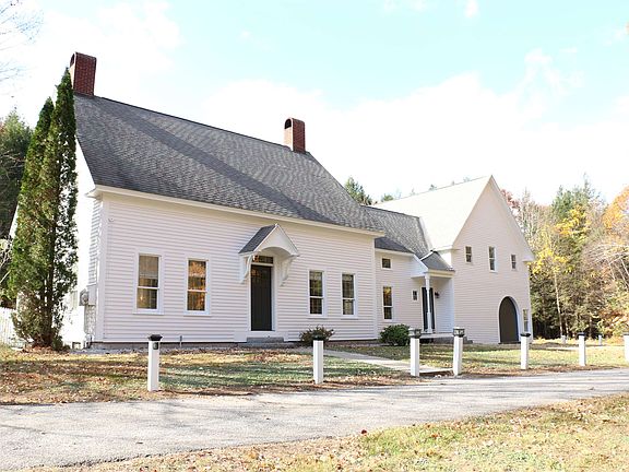 2nd image of 20 Lincoln Drive