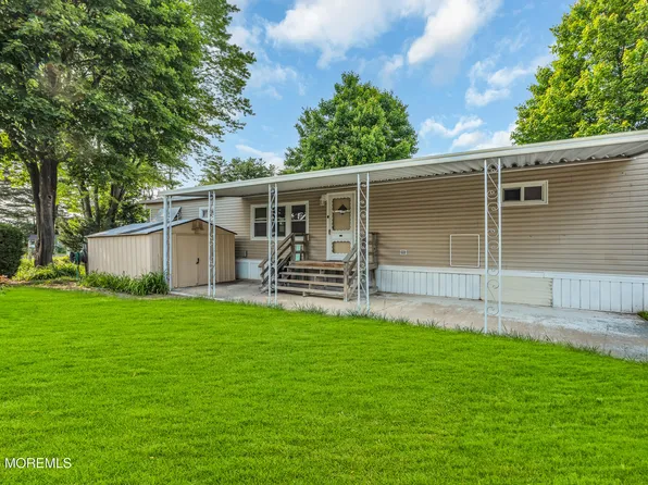 23 Southwind Circle, Jackson, NJ 08527