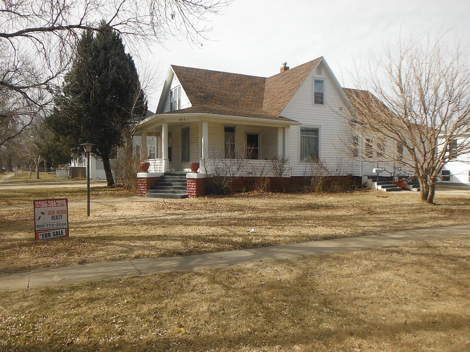 1st image of 803 W 4th St