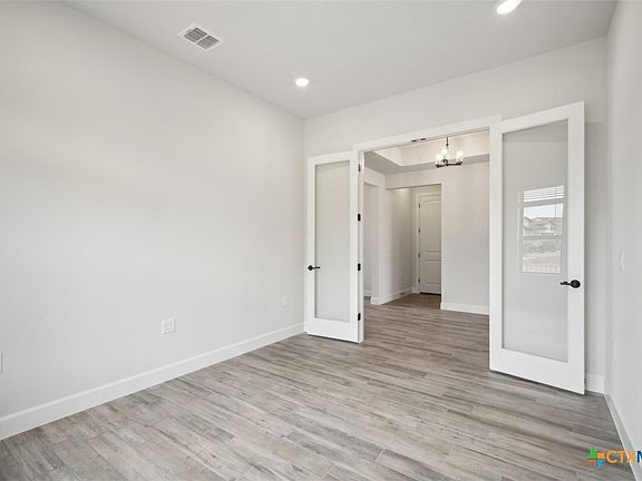 5th image of 1532 Dancing Oak Ln