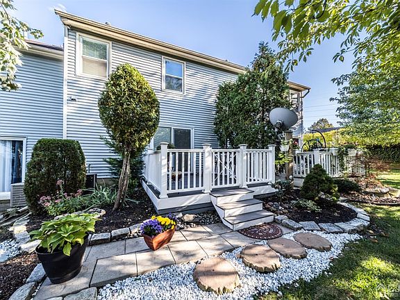 3rd image of 10 Sierra Ct #1807