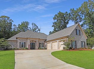 155 Cavanaugh Dr, Madison, MS 39110
