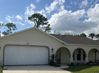 841 Chickadee Dr, Port Orange, FL 32127