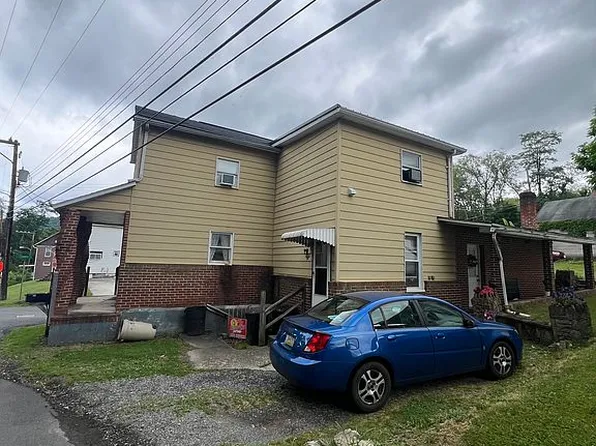 1868 Soap Hollow Rd, Tire Hill, PA 15959