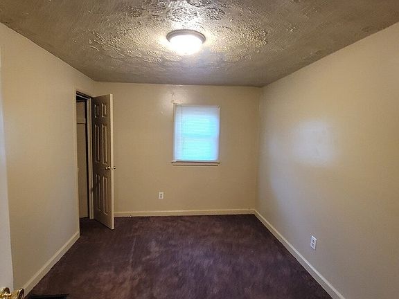 3rd image of 1623 N Livingston Ave
